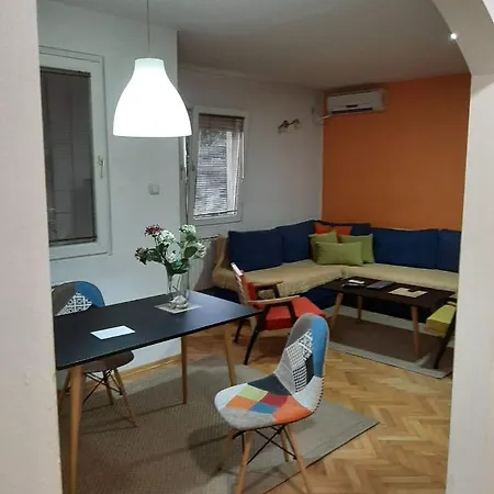 Apartment Stunning Color 1-bed In Skopje