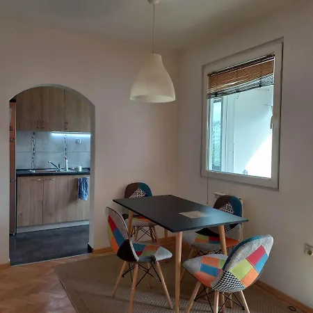 Stunning Color 1-bed In