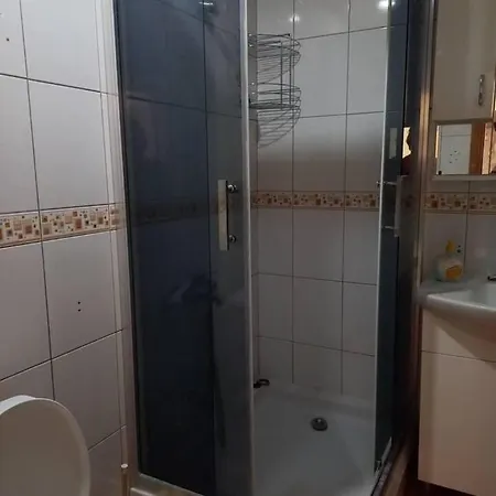 Stunning Color 1-bed In