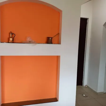 Stunning Color 1-bed In Apartment *