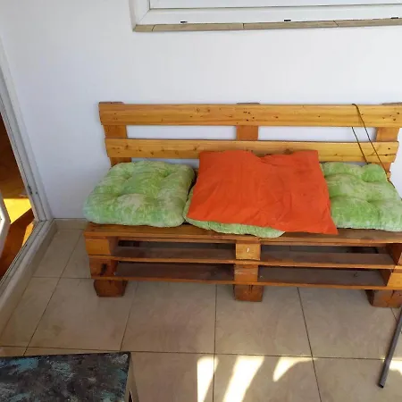 Stunning Color 1-bed In Apartment Skopje