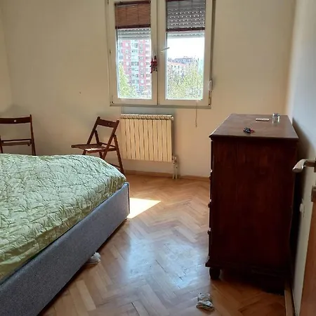 Apartment Stunning Color 1-bed In Skopje
